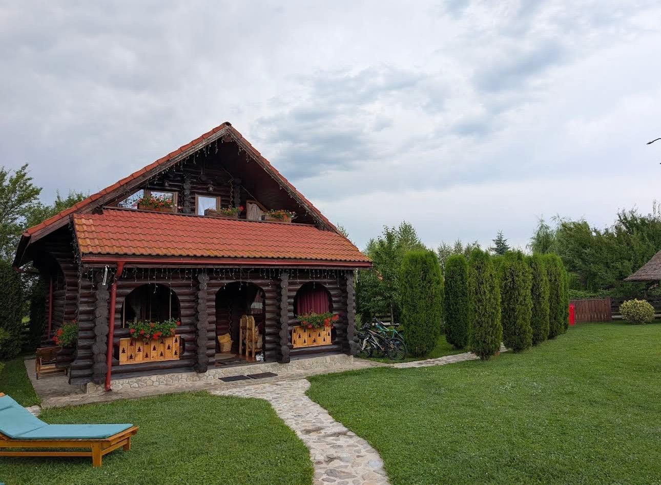 Casuța Roșie